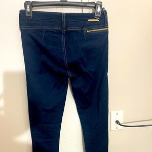 Colombian butt lifting pants brand Studio F